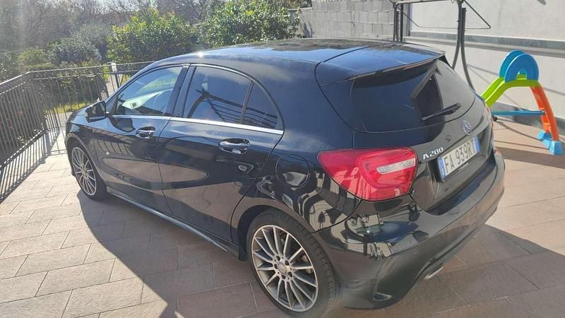 Usata Mercedes A200 AMG 136 CV (100 kW) 2015 Berlina