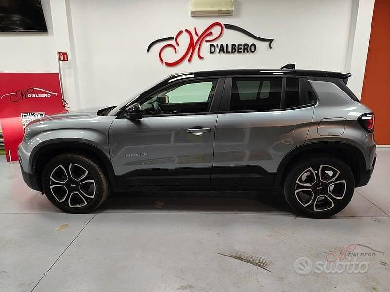Usata Jeep Avenger Summit 101 CV (74 kW) 2023 Grigio SUV