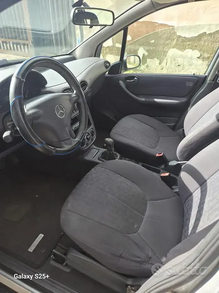 Usata Mercedes A170 95 CV (69 kW) 2003 Grigio Monovolume