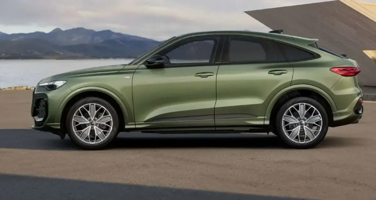 Nuova Audi Q5 S-Line 204 CV (150 kW) 2026 Verde SUV