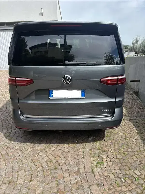 Usata VW Multivan Style 150 CV (110 kW) 2023 Monovolume