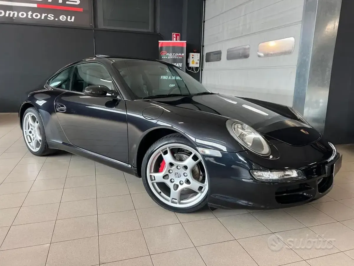 Usata Porsche 911 Carrera 325 CV (239 kW) 2005 Nero Coupé