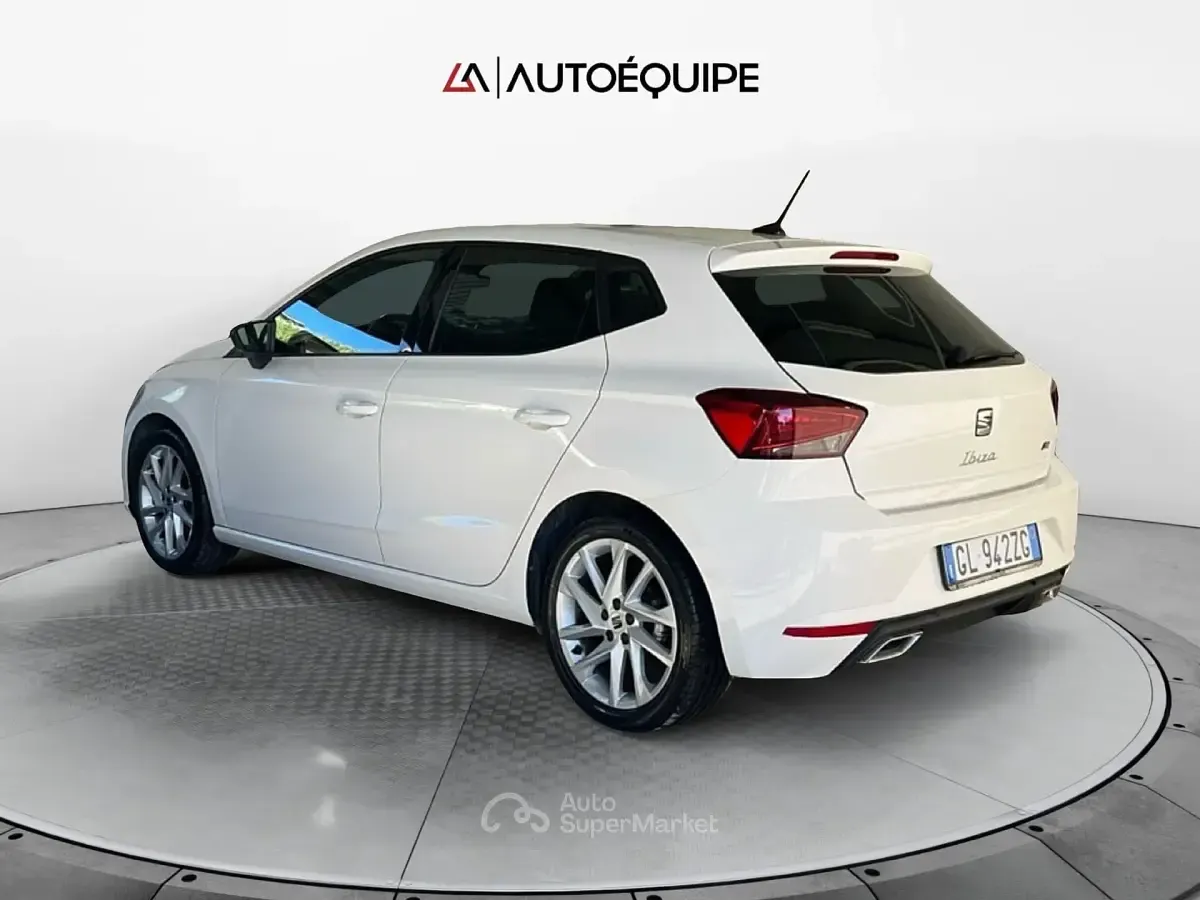 Usata Seat Ibiza FR 110 CV (80 kW) 2022 Bianco Utilitaria