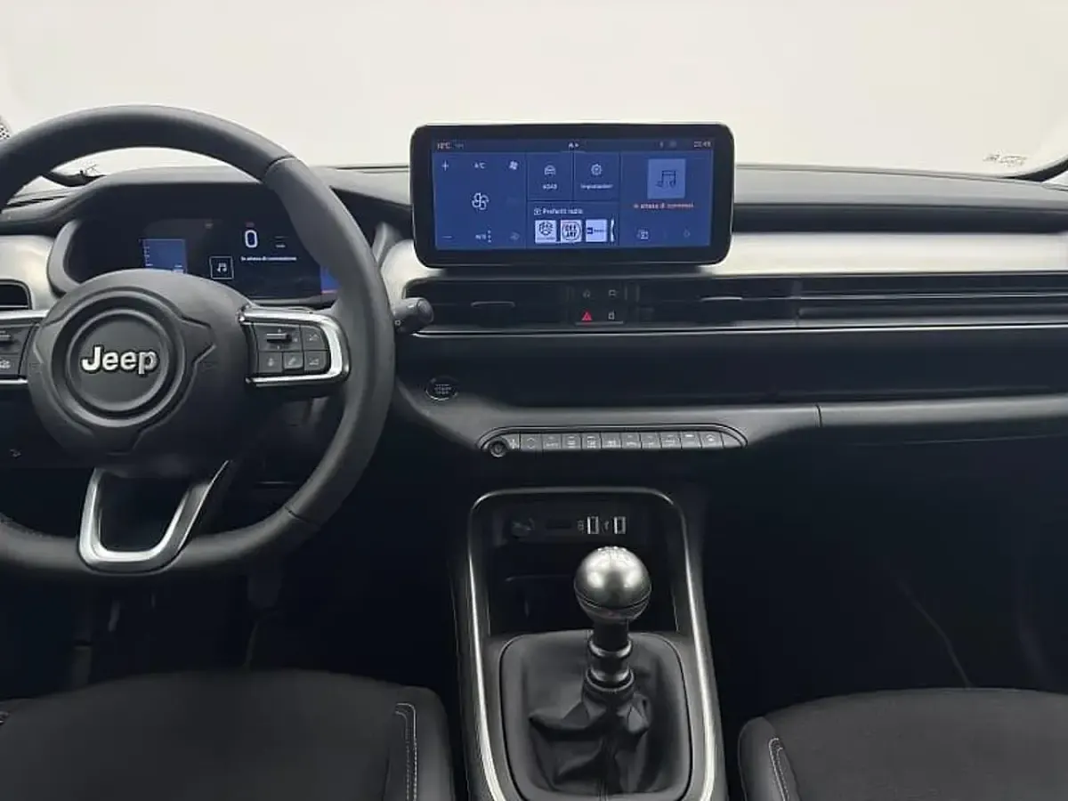 Usata Jeep Avenger Summit 100 CV (73 kW) 2025 SUV
