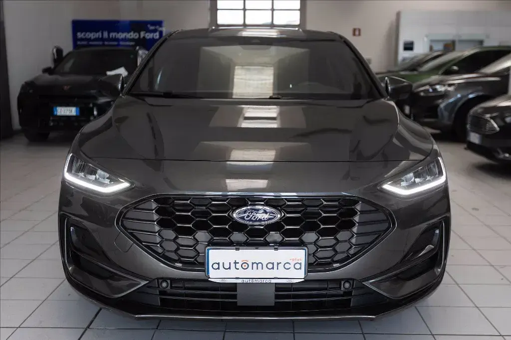Usata Ford Focus ST-Line 125 CV (91 kW) 2023 Grigio Berlina