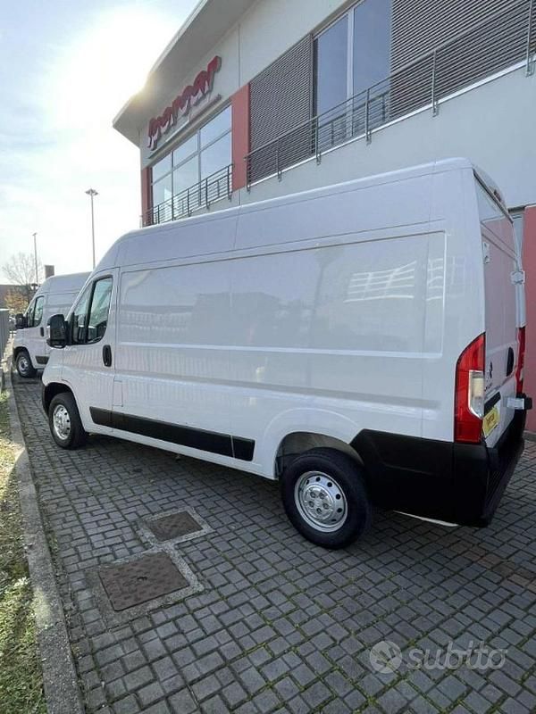 Usata Fiat Ducato S 120 CV (88 kW) 2023 Bianco Furgone