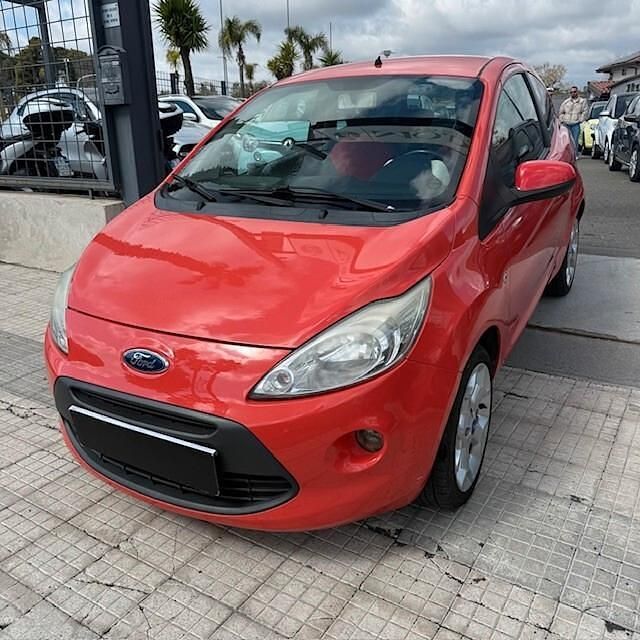 Usata Ford Ka Titanium 75 CV (55 kW) 2009 Rosso Utilitaria