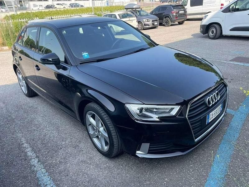 Usata Audi A3 Business 150 CV (110 kW) 2020 Grigio Berlina