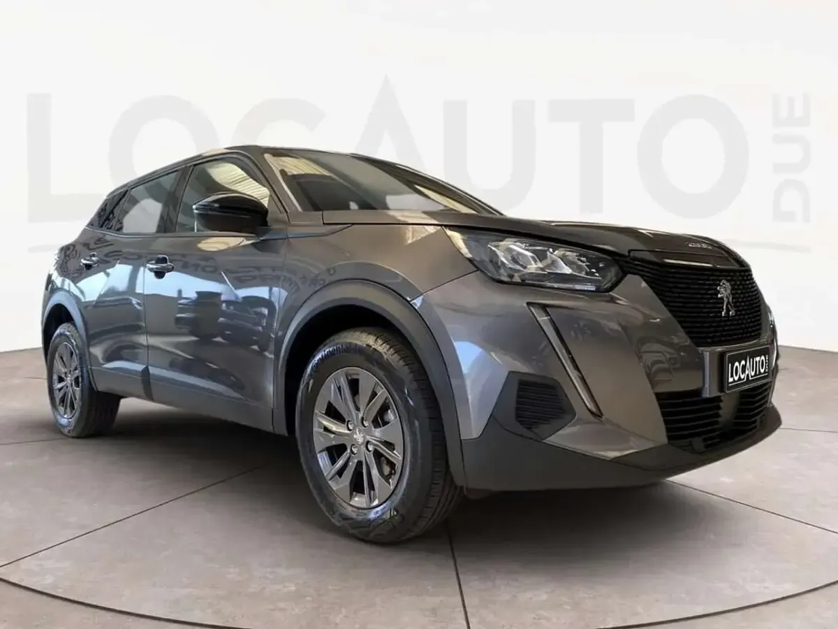 Usata Peugeot 2008 Active 131 CV (96 kW) 2023 Grigio SUV