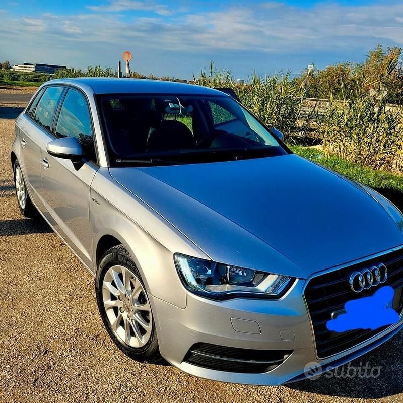 Usata Audi A3 Attraction 110 CV (80 kW) 2014 Grigio Berlina