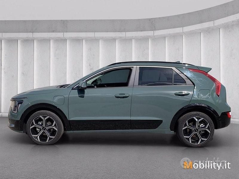 Nuova Kia Niro Style 184 CV (135 kW) 2025 Verde SUV