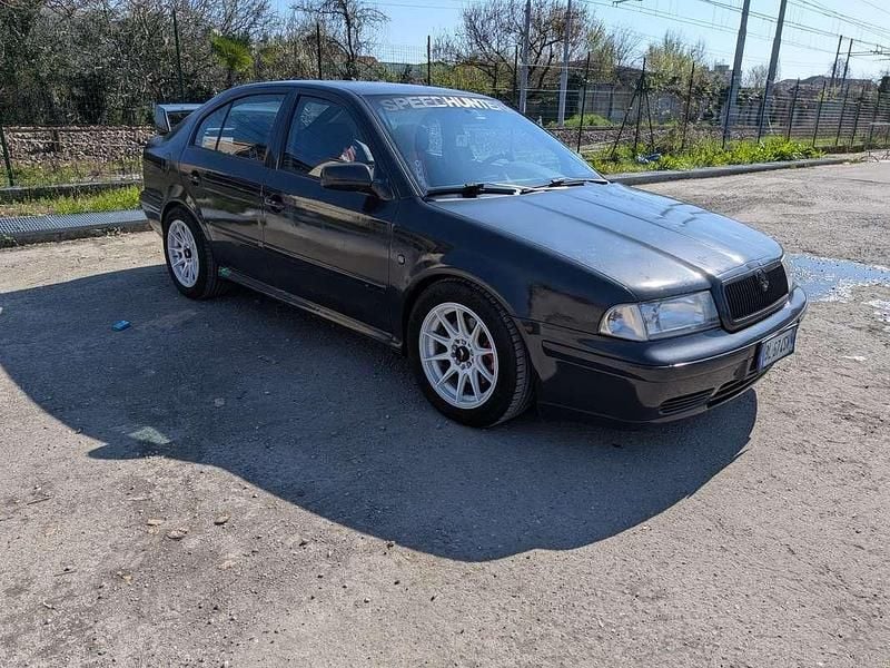 Usata Skoda Octavia 150 CV (110 kW) 2000 Nero Berlina
