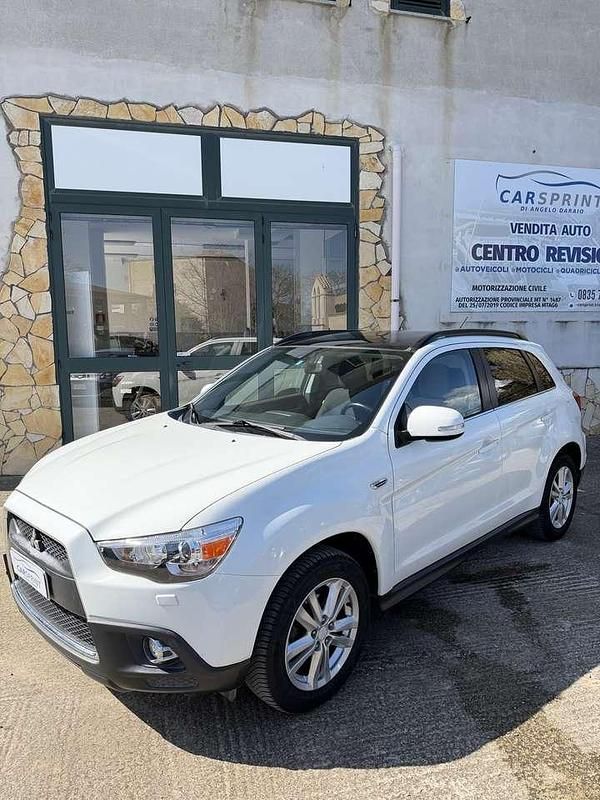 Usata Mitsubishi ASX Invite 150 CV (110 kW) 2011 Bianco SUV
