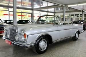 Usata Mercedes 300 SE 160 CV (117 kW) 1964 Argento Cabrio