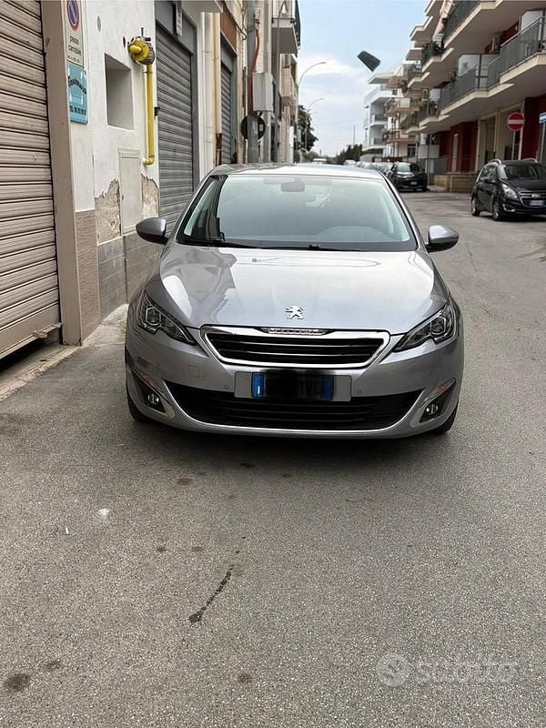 Grigio Usata 2016 Peugeot 308 Tre volumi | 8000 € - Immagine 1/4