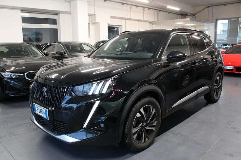 Usata Peugeot 2008 GT-line 110 CV (80 kW) 2021 Nero SUV