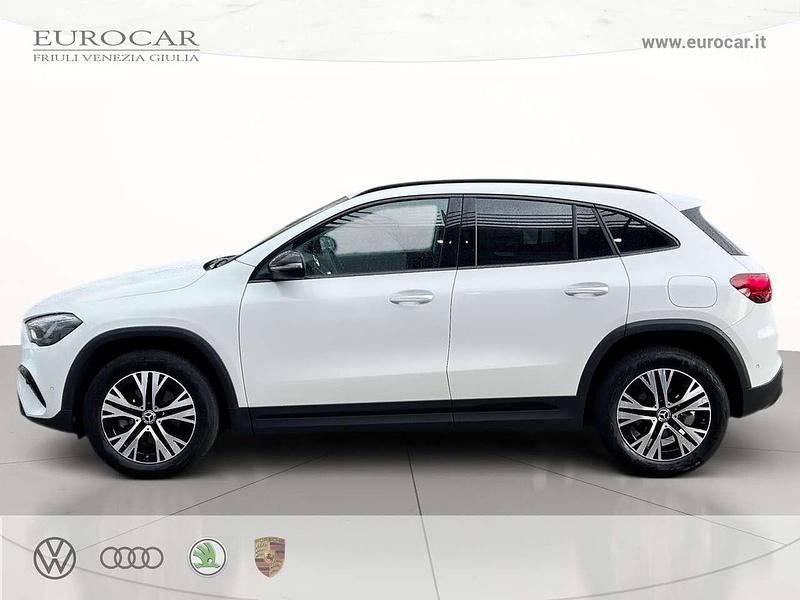 Usata Mercedes GLA200 Advanced Plus 150 CV (110 kW) 2024 Bianco SUV