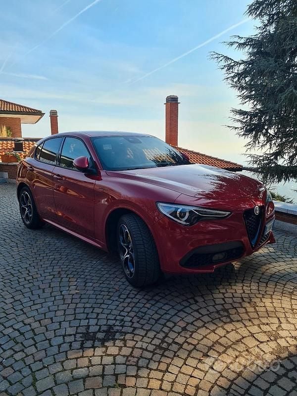 Usata Alfa Romeo Stelvio 250 CV (183 kW) 2020 Rosso SUV