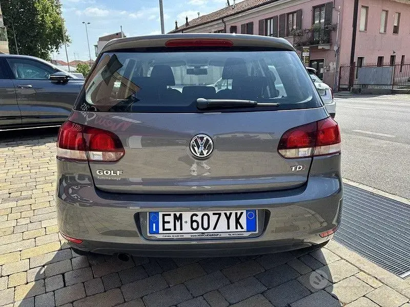 Usata VW Golf VII Trendline 105 CV (77 kW) 2012 Grigio Berlina