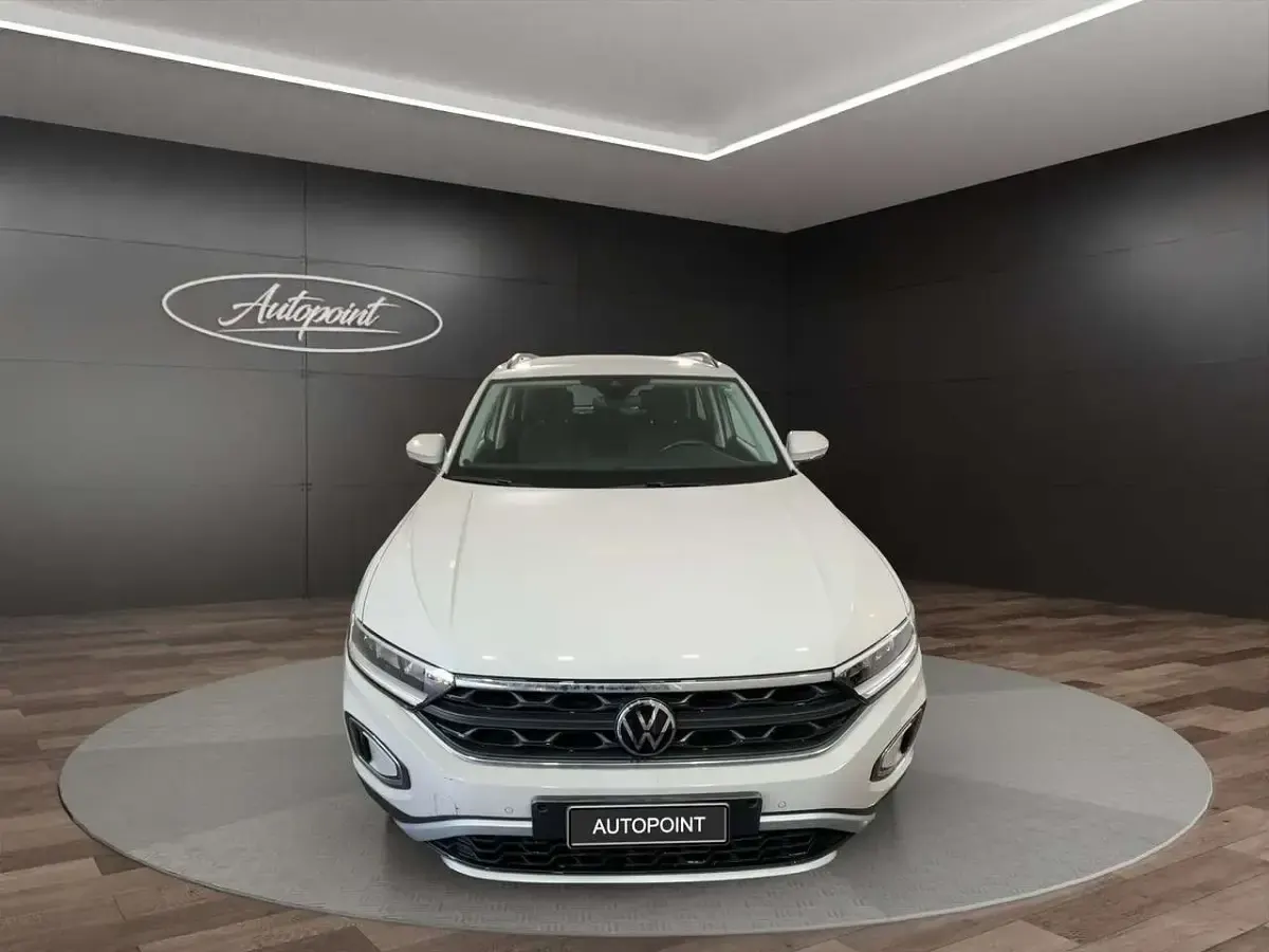 Usata VW T-Roc Life 110 CV (80 kW) 2022 Grigio SUV