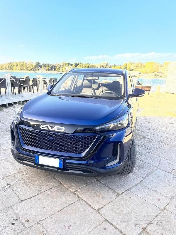 Usata EVO Evo 5 127 CV (93 kW) 2023 Blu SUV