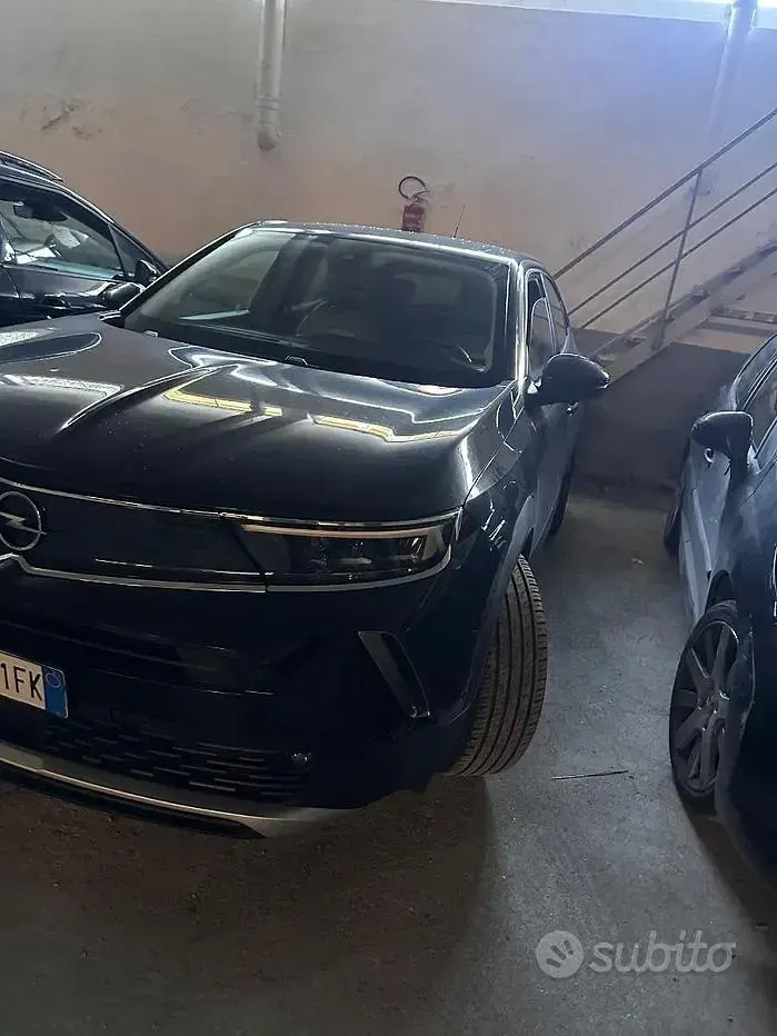 Usata Opel Mokka 110 CV (80 kW) 2022 Nero SUV