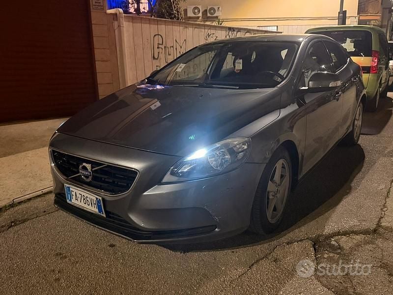 Gebraucht Volvo V40 120 PS (88 kW) 2016 Kombi