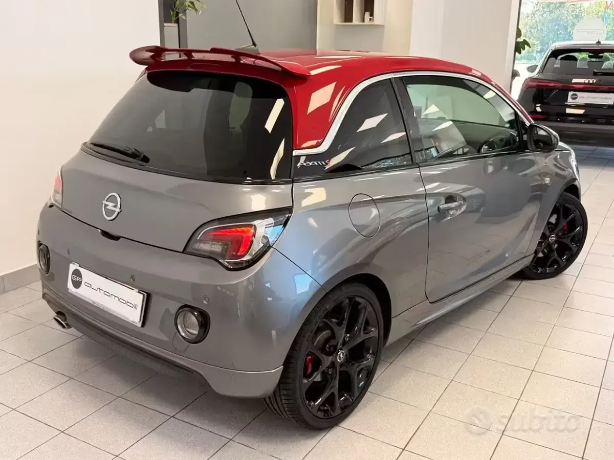 Usata Opel Adam S 150 CV (110 kW) 2017 Grigio Utilitaria