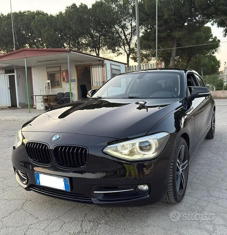 Nero Usata 2015 BMW 120 Sport Line Due volumi | 9990 € (Buon prezzo) - Immagine 1/4