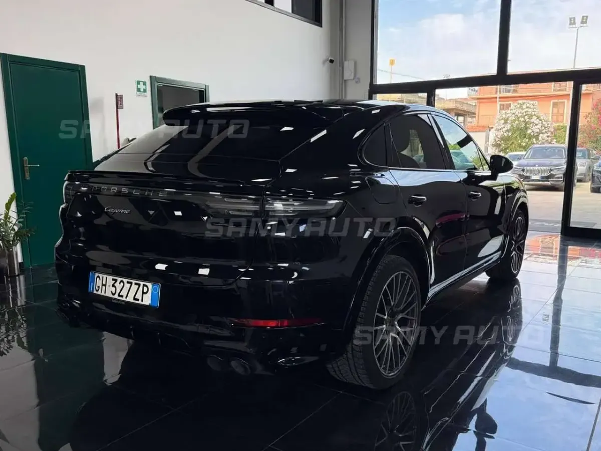 Usata Porsche Cayenne 340 CV (250 kW) 2022 Nero SUV