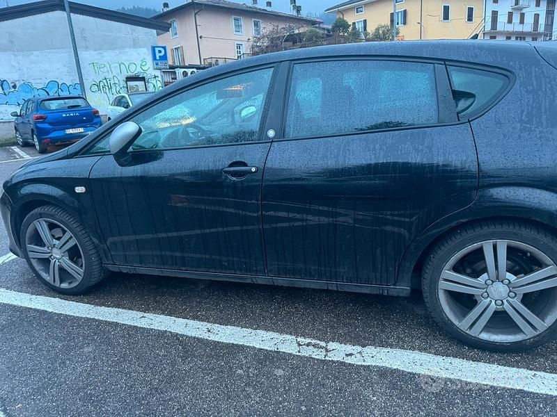 Usata Seat Leon FR 2008 Nero Utilitaria