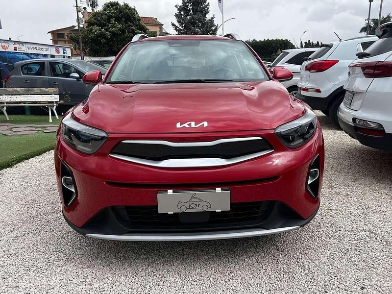 Usata Kia Stonic Style 101 CV (74 kW) 2022 Rosso SUV