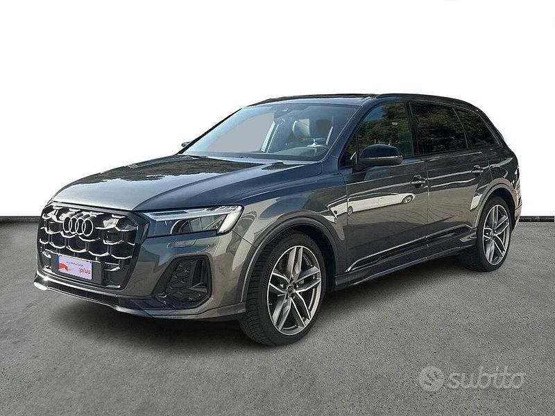 Usata Audi Q7 S-Line 286 CV (210 kW) 2024 Grigio SUV