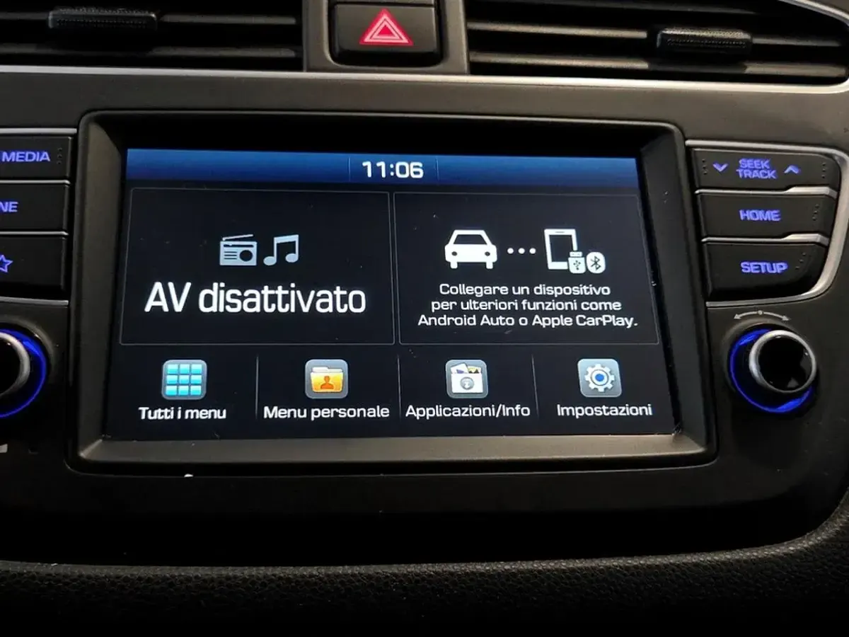 Usata Hyundai i20 75 CV (55 kW) 2020 Grigio metal Utilitaria