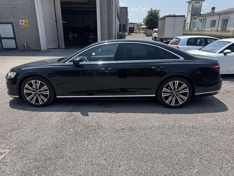 Usata Audi A8 Ambiente 286 CV (210 kW) 2018 Nero Berlina