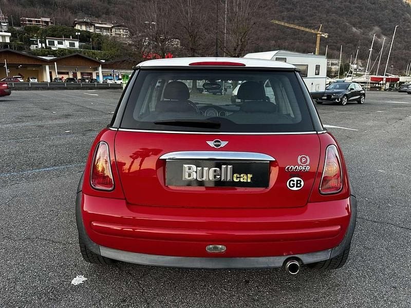 Usata Mini Cooper 116 CV (85 kW) 2002 Rosso Utilitaria