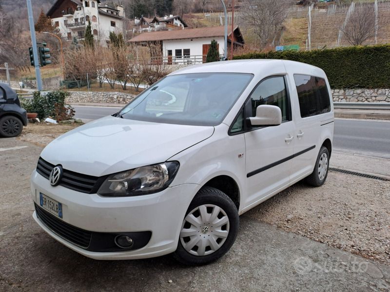 Bianco Usata 2013 VW Caddy Monovolume | 8000 € (Cara) - Immagine 1/4