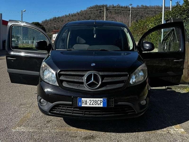 Usata Mercedes Citan 108 75 CV (55 kW) 2015 Nero Furgone