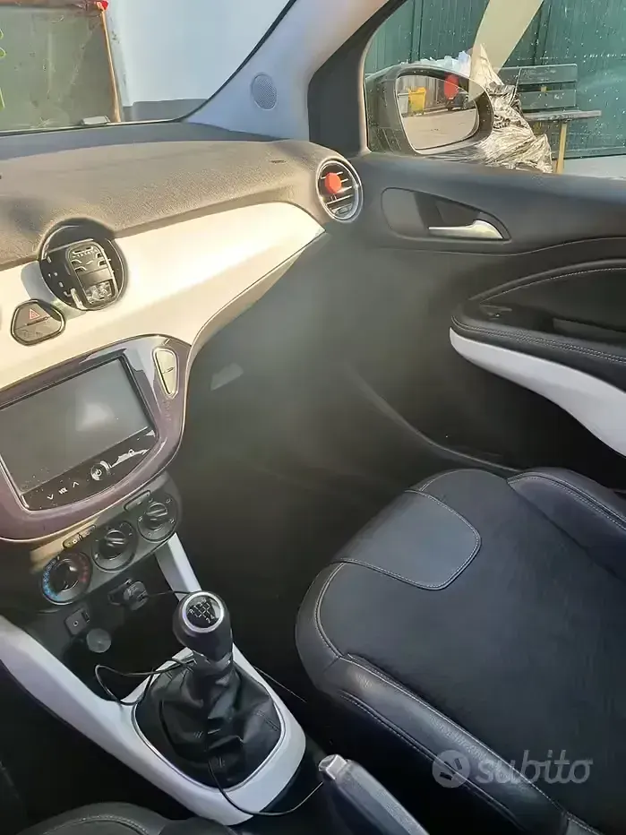 Usata Opel Adam 69 CV (50 kW) 2012 Nero Utilitaria
