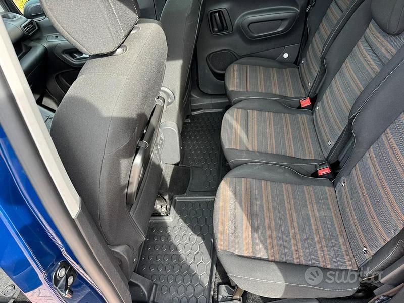 Usata Opel Combo 110 CV (80 kW) 2019 Blu Monovolume