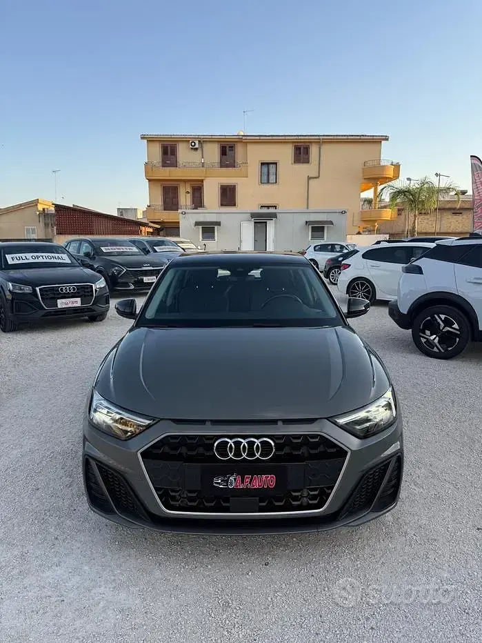 Usata Audi A1 S-Line 110 CV (80 kW) 2023 Grigio SUV