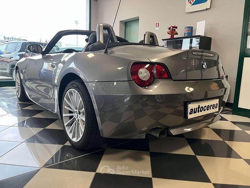 Usata BMW Z4 150 CV (110 kW) 2005 Grigio antracite met. Cabrio