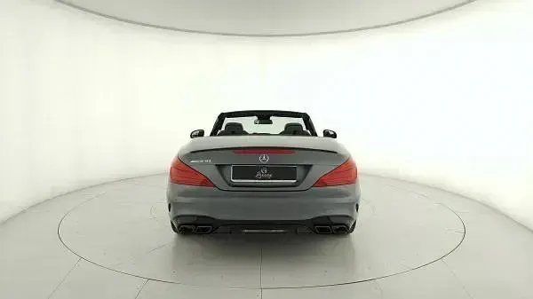 Usata Mercedes SL63 AMG AMG 585 CV (430 kW) 2016 Grigio grafite magno Cabrio