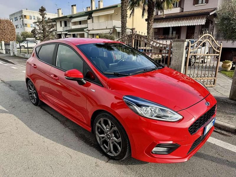 Usata Ford Fiesta ST-Line 101 CV (74 kW) 2019 Rosso Berlina