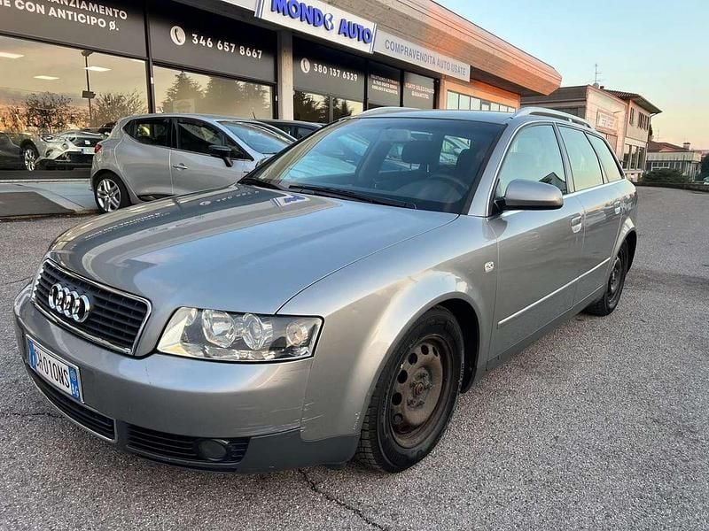 Usata Audi A4 131 CV (96 kW) 2003 Grigio Station wagon