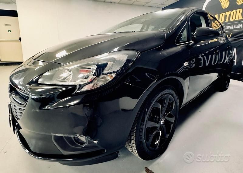 Usata Opel Corsa Edition 90 CV (66 kW) 2018 Nero Utilitaria