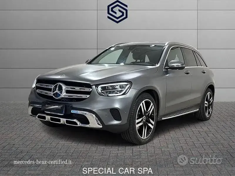 Usata Mercedes GLC200 Business 163 CV (119 kW) 2021 Grigio SUV