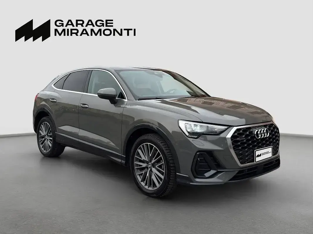 Usata Audi Q3 Sportback S-Line 190 CV (139 kW) 2020 Gray SUV