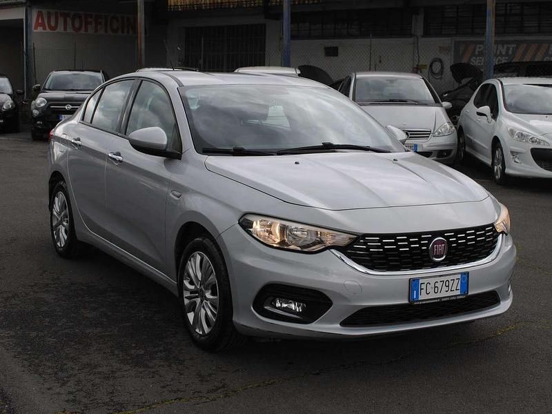 Usata Fiat Tipo Opening Edition 95 CV (69 kW) 2016 Argento Berlina