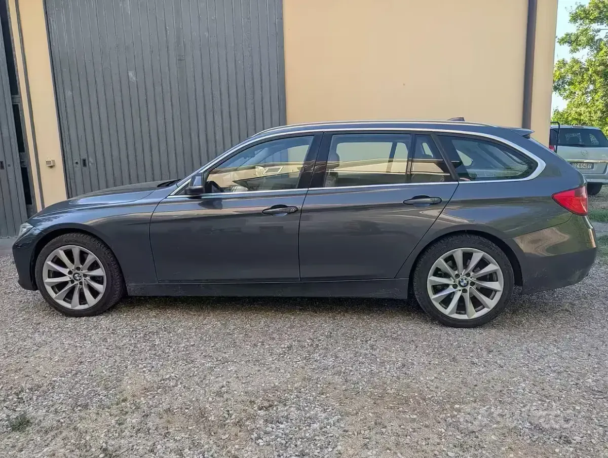 Usata BMW 320 184 CV (135 kW) 2013 Grigio Station wagon